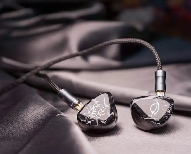 SeeAudio Bravery Black | 4 Balanced Armature Transducer Earphone
